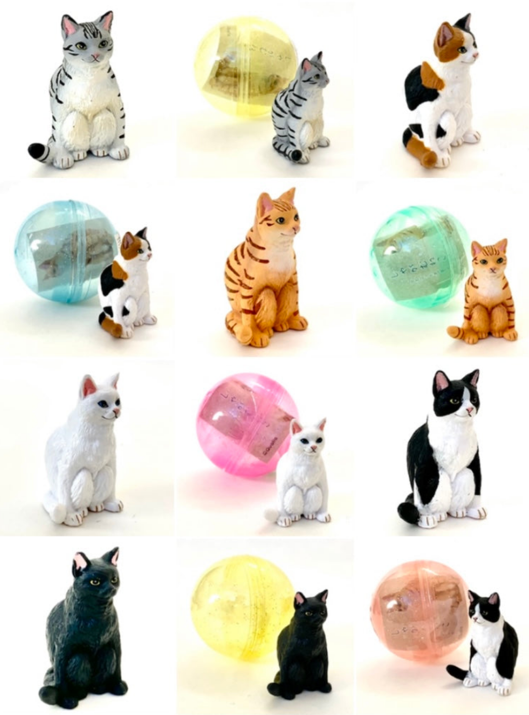 Sitting Cat Figurine Gashapon Capsule Toy Cat on the Corner