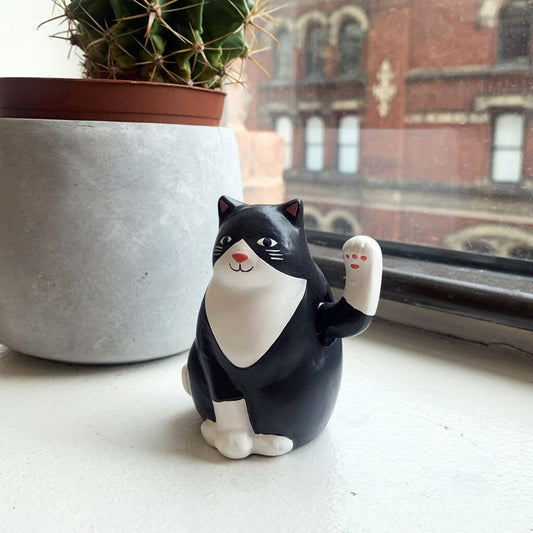 Solar Waving Lucky Cat Tuxedo Maneki Neko