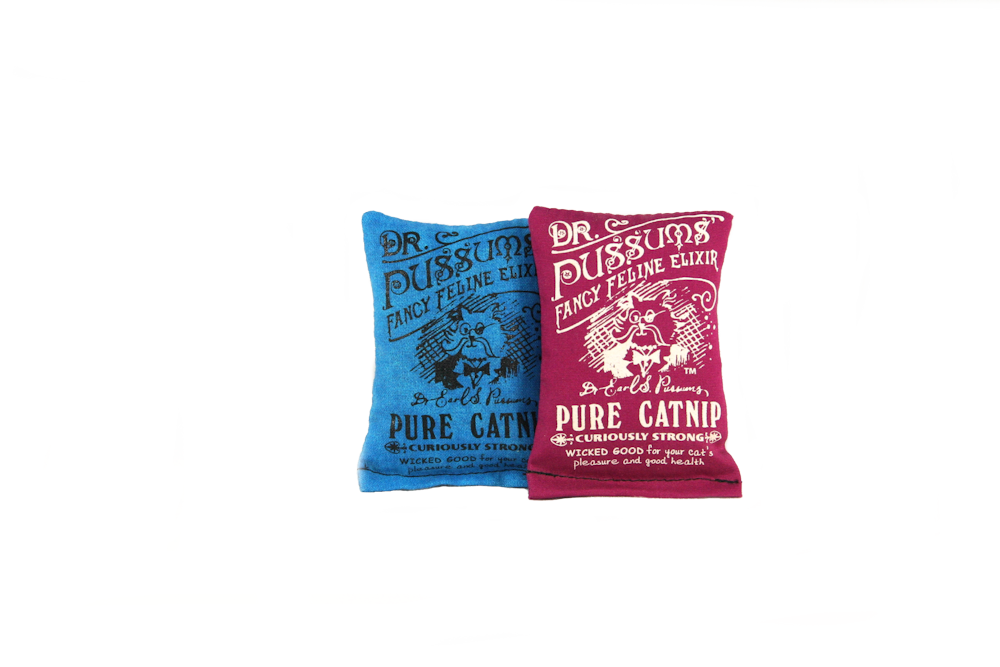 Small Logo Catnip Pillow Catnip Toy (Assorted Colors)