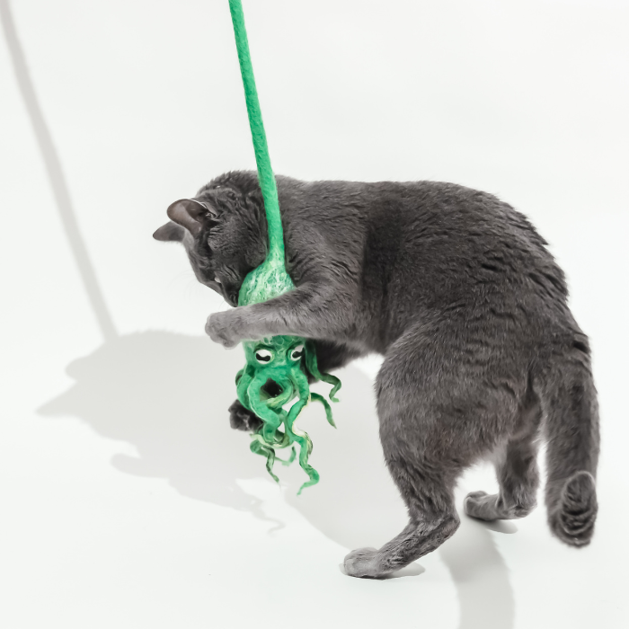 Wool Octopus Cat Toy with 4-Foot Tether (Arctic Blue)