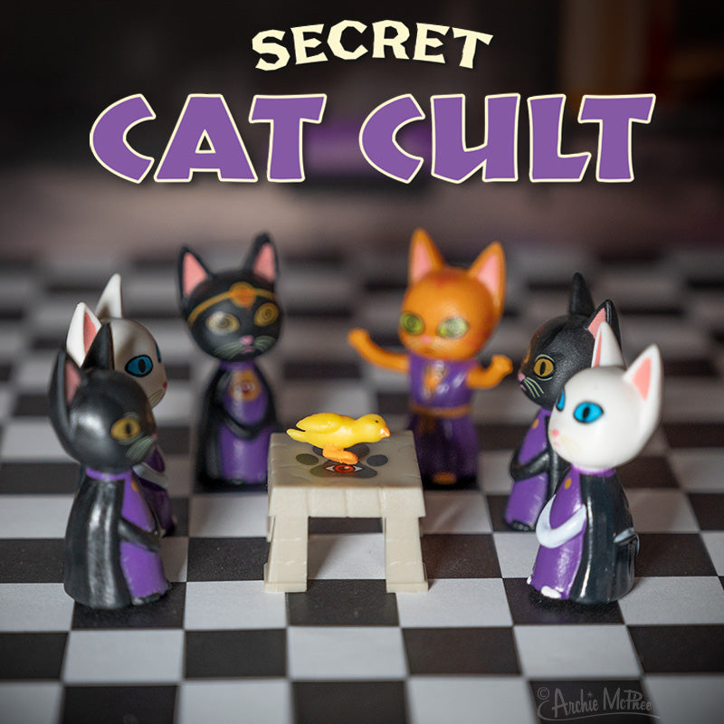 Secret Cat Cult Vinyl Figurine Set