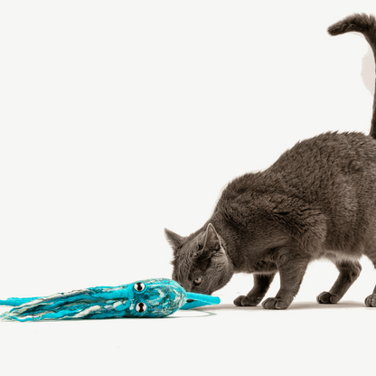 Wool Octopus Cat Toy with 4-Foot Tether (Arctic Blue)