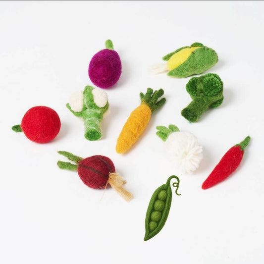 Farmer Cat Wool Pet Toy (Assorted Vegetables, Sold Individually)