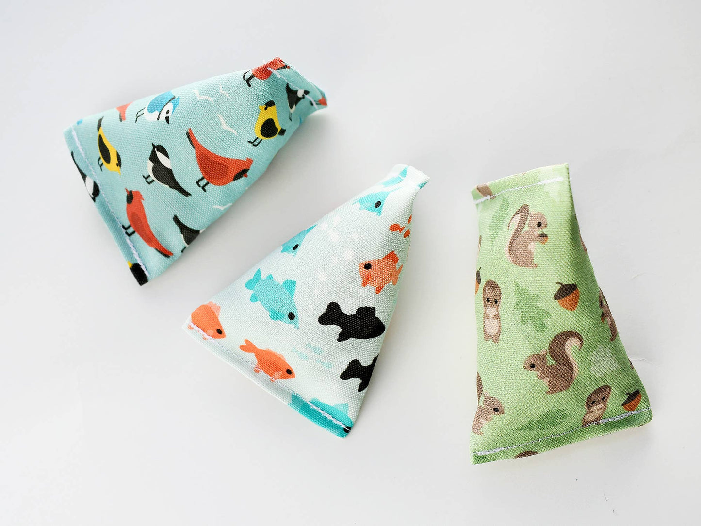 Chester and Pearl - Catnip Crinkle Pouncers Cat Toys (3pk, assorted patterns - may differ from photo)